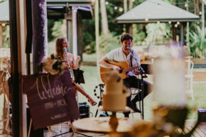 Behind The Scenes With Local Sunshine Coast Musicians, Kristen and Chelsea From The Famos - Simply Style Co