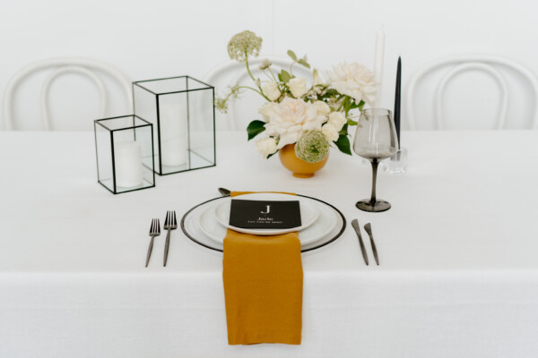 Black Frame Candle Holder - Simply Style Co