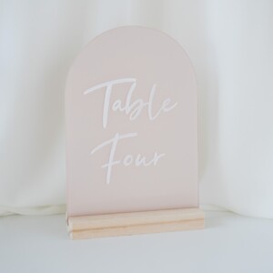 Blush Arch Acrylic Table Number